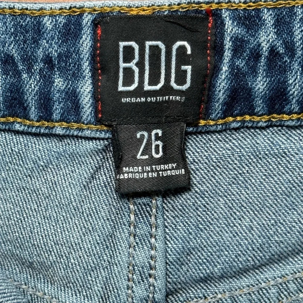 🌻 BDG Urban Outfitters Denim Mini-Shorts 2" Women's size 26 Summer Casual Beach - Picture 5 of 9